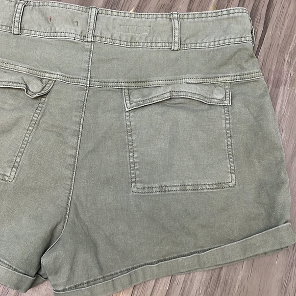 ANTHROPOLOGIE PILCRO PLEATED SHORTS 32 - Picture 11 of 16